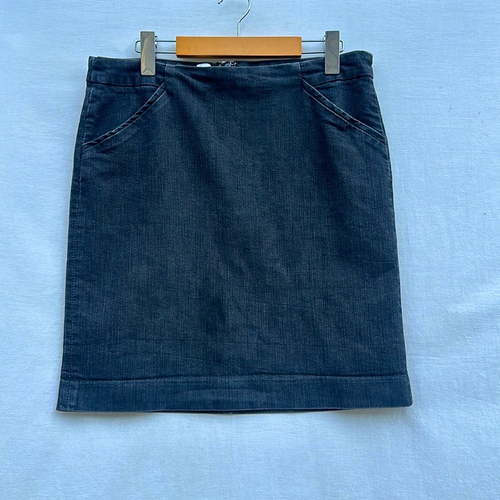 Gap Jean denim Skirt